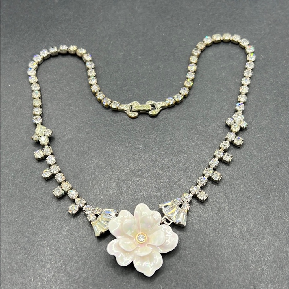 Vintage Parco rhinestone flower necklace